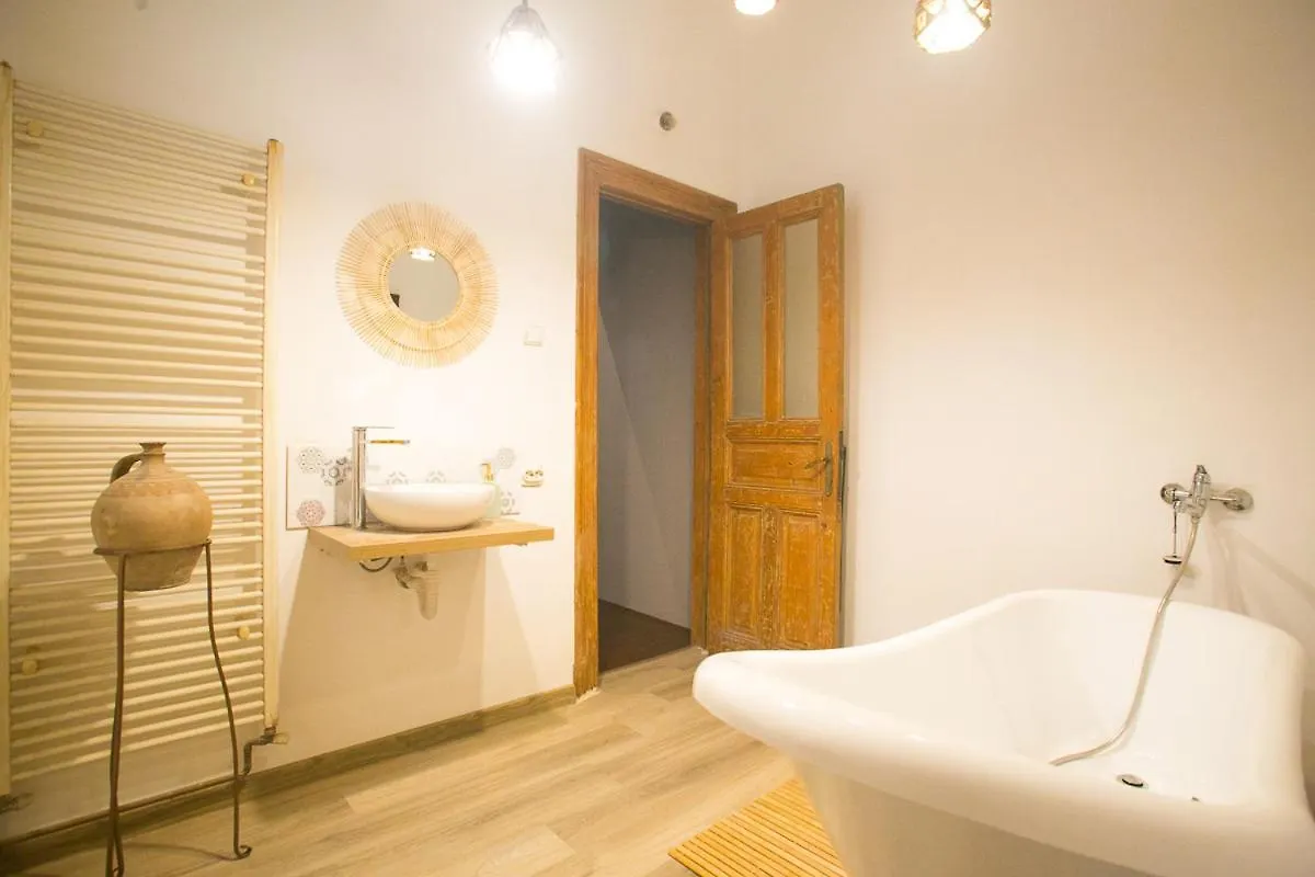 Cozy City Center Apartment ブカレスト