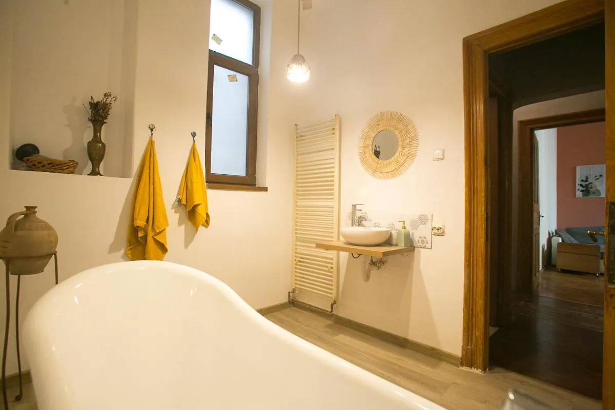 Cozy City Center Apartment Bukurešť